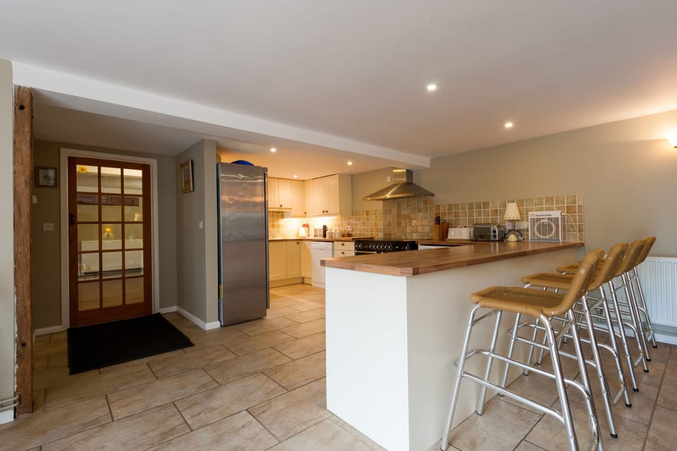 Breakfast bar