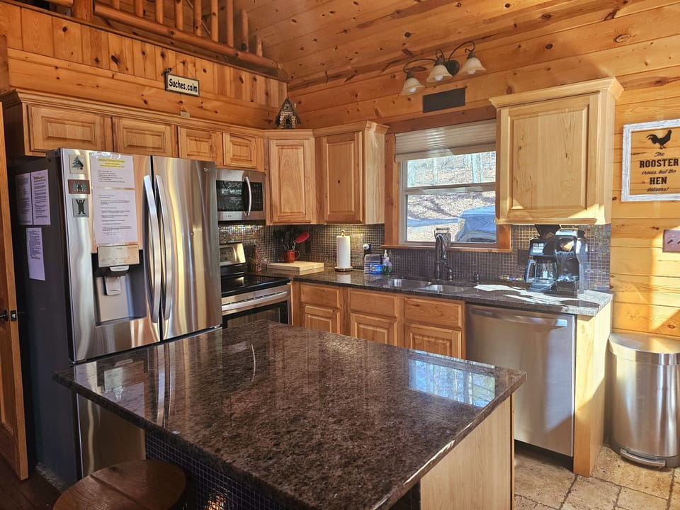 Kitchen- Drip & Keurig Combo