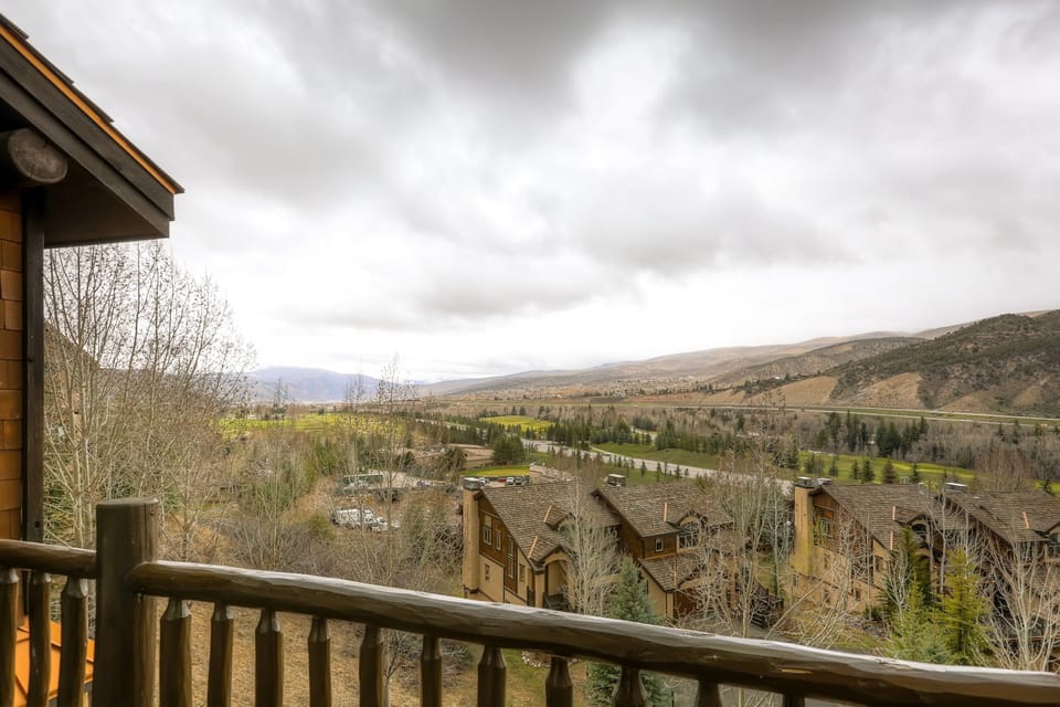 Breathe the fresh mountain air from your balcony!