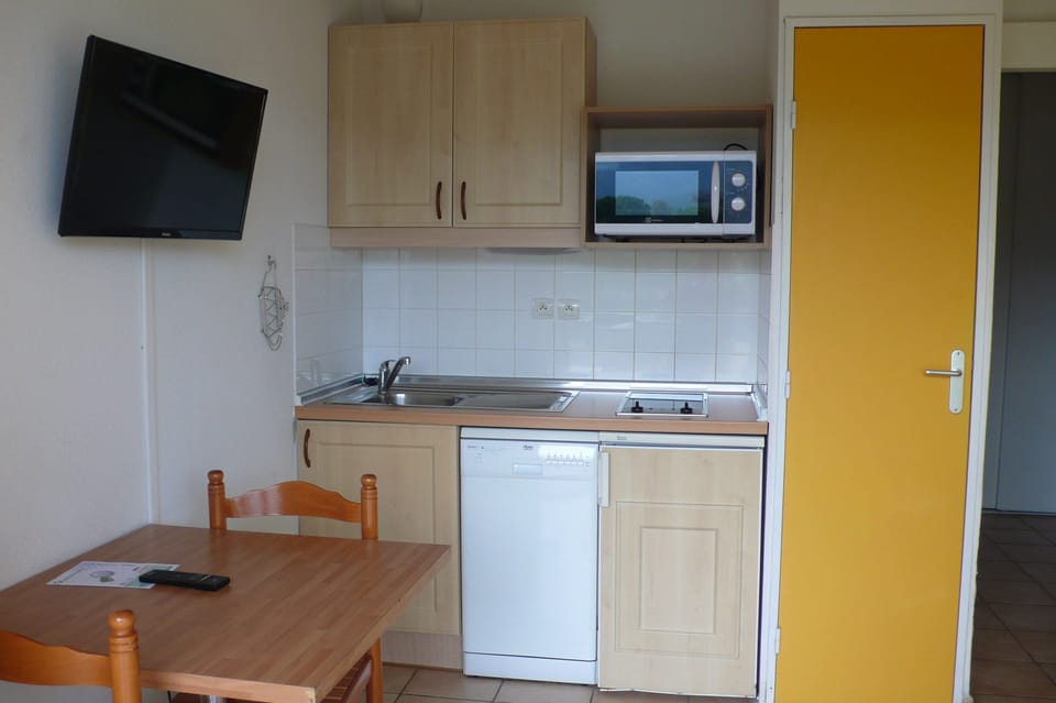 Curb your appetite by indulging on a snack in your kitchenette!