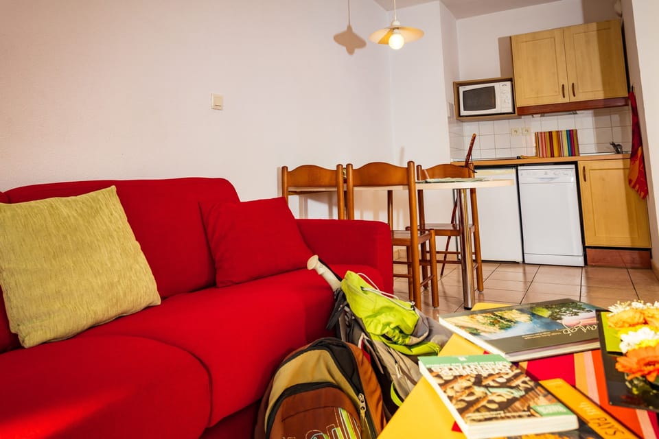 The fully-equipped kitchenette provides everything you need to make a tasty meal.