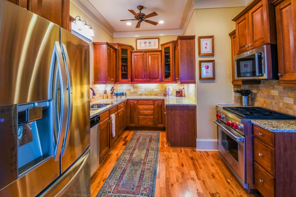 Chef's kitchen w/Wolf commercial range