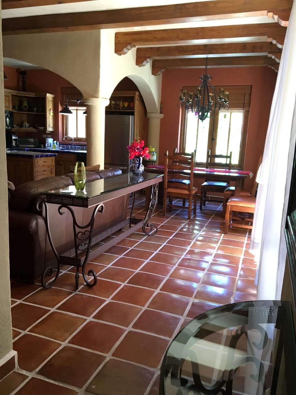 Open concept kitchen/dining/living room can accommodate 12-15 people for parties