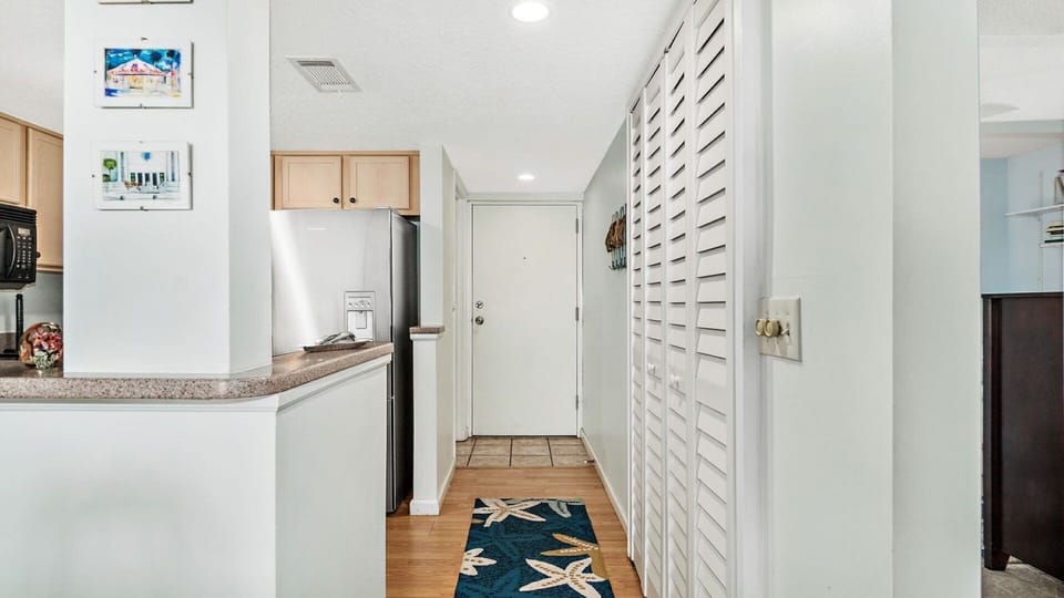Entry Hallway