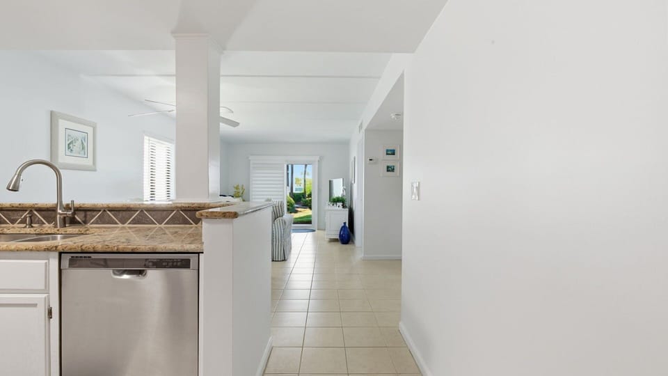 Entry Hallway