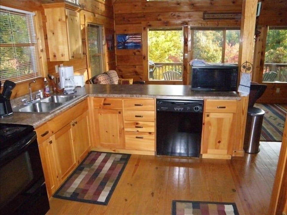 Kitchen with view to the mountains.