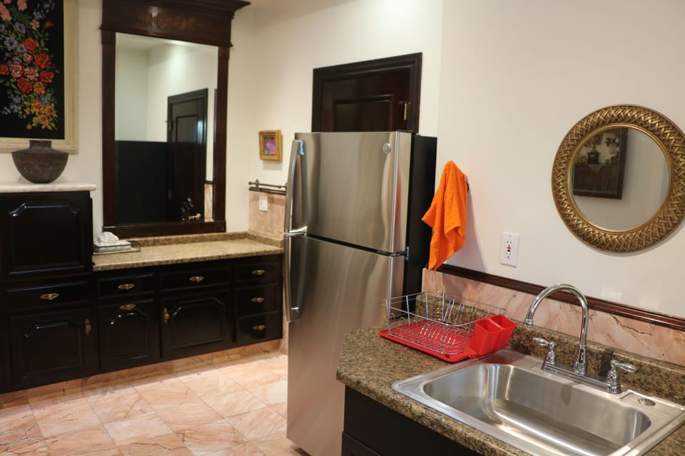 Kitchenette 