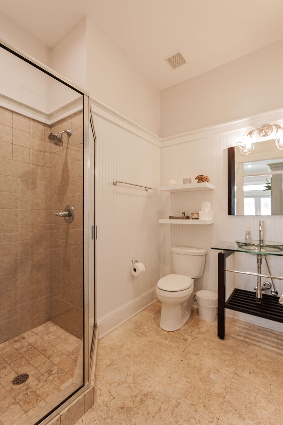 First floor bathroom connects to bedroom AND hallway.