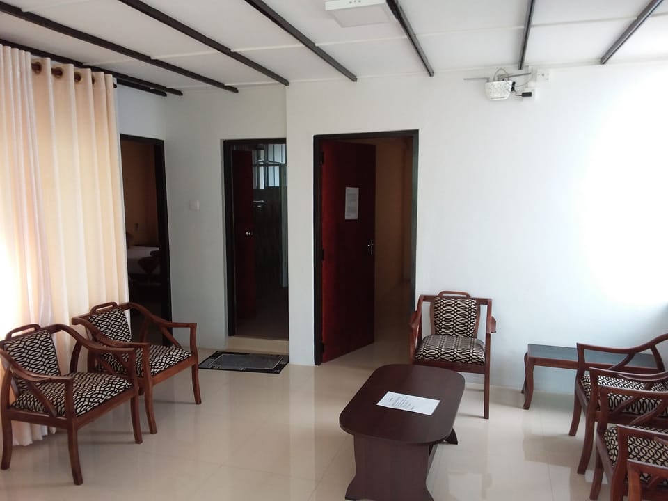 Living area at the top floor with bedroom 4 & bedroom 5.