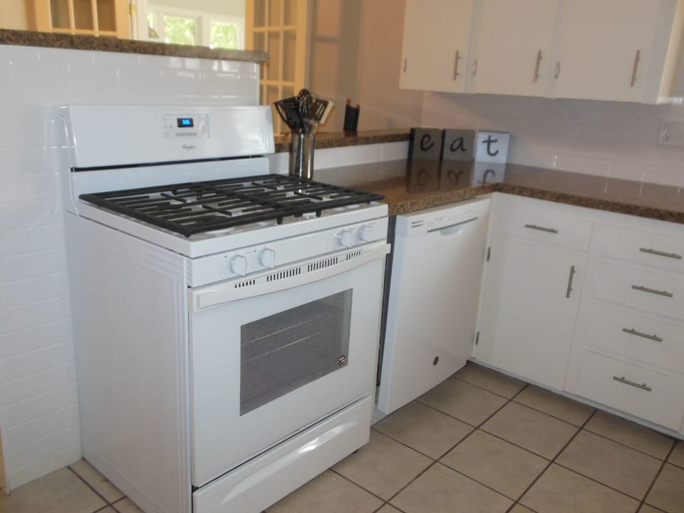 Kitchen Range