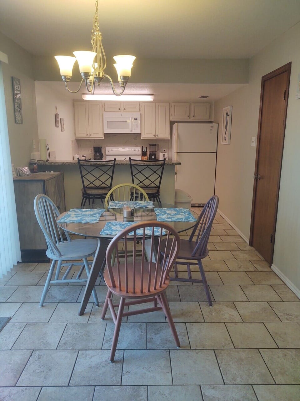The kitchen/dining area. 