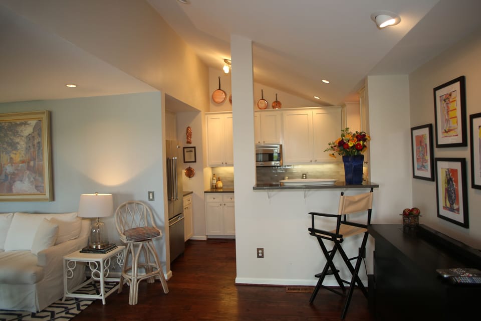 Remodeled in 2014 with Viking kitchen appliances for the gourmet cook!