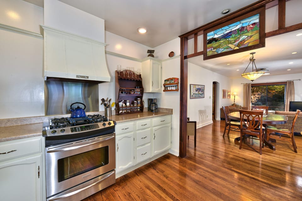 Kitchen has all you need to prepare a meal for 6.