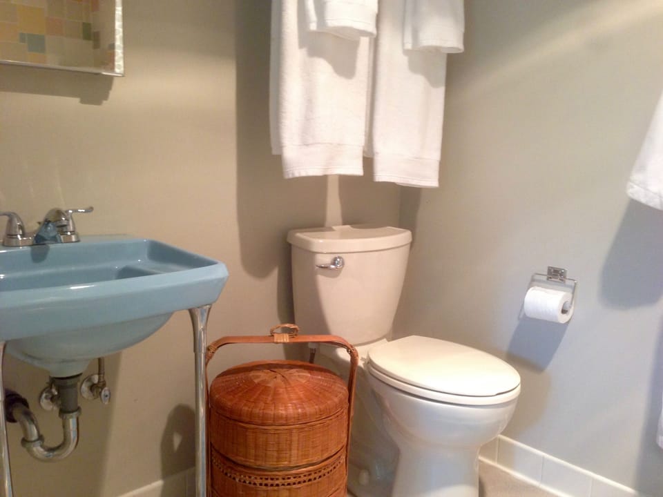 Ensuite bathroom