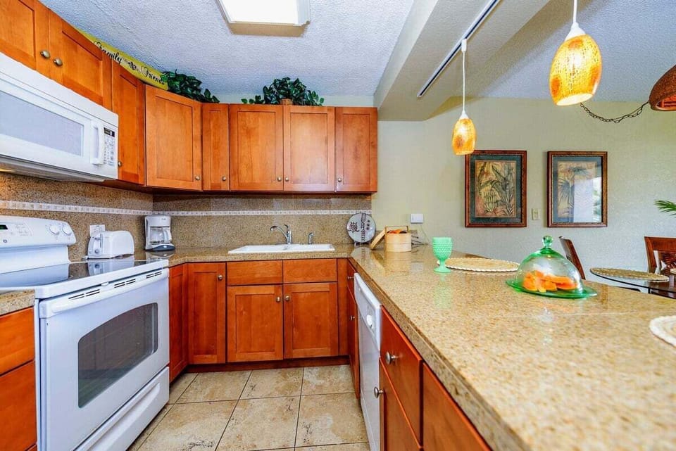 Enjoy cooking at your fully furnished kitchen