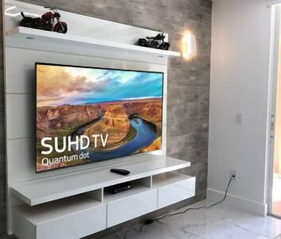 F3c328f9 4db1 4dac a379 e51529b770b3