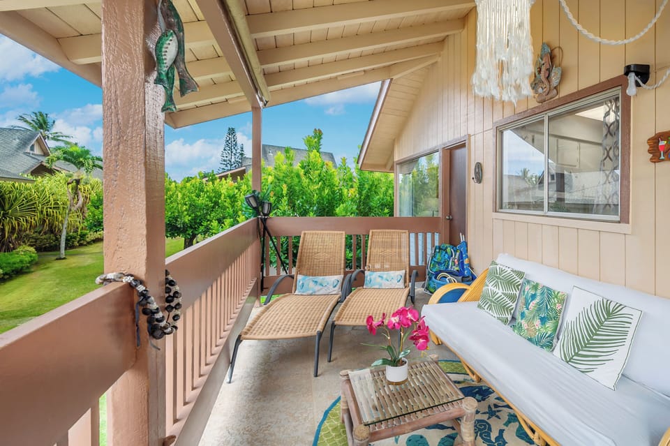 LARGE LANAI
