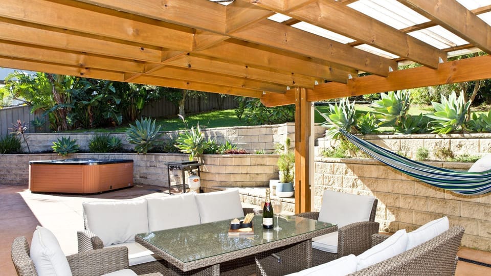 Covered Outdoor Dining 