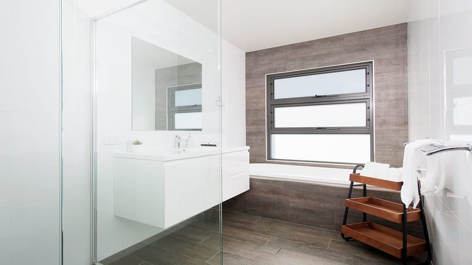Main Bathroom