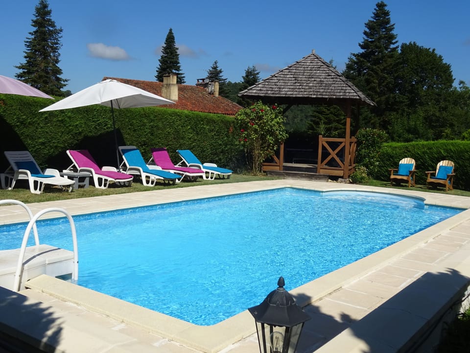 That lovely pool again!