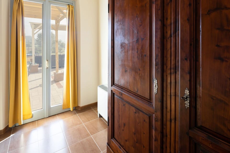 Property, Cabinetry, Building, Wood, Interior Design, Door, Architecture, Floor, Flooring