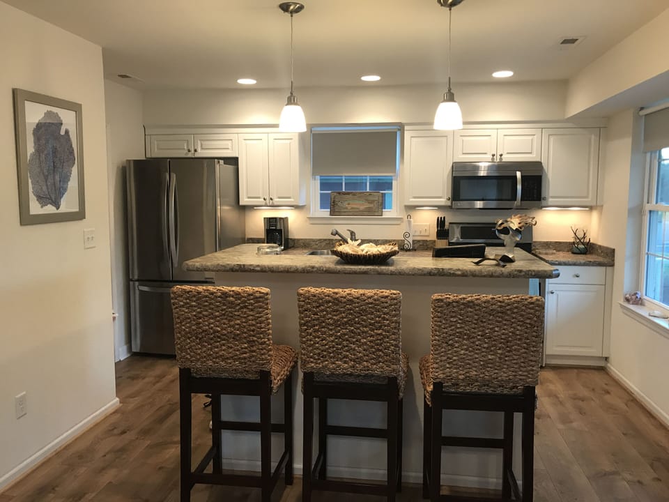 Kitchen - Well stocked for home cooked meals, grilling outdoors, etc. 