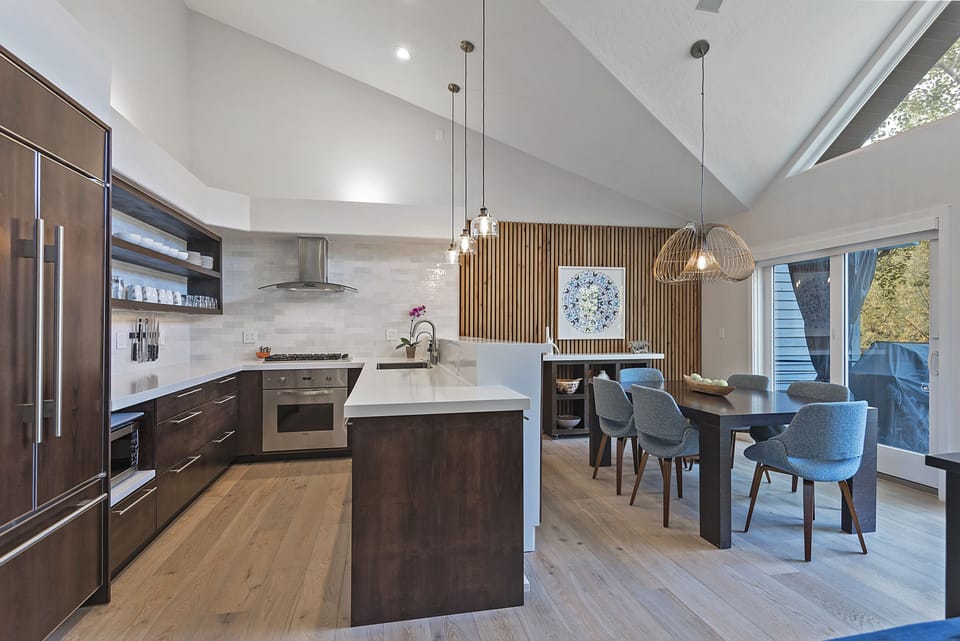 Open plan kitchen, perfect for entertaining!