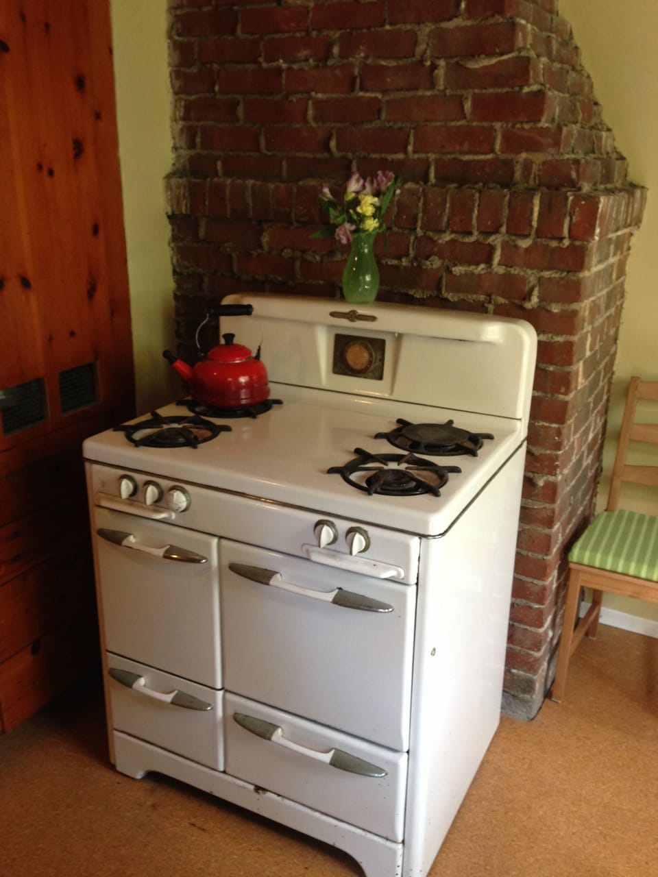 Vintage O'keefe & Merritt stove