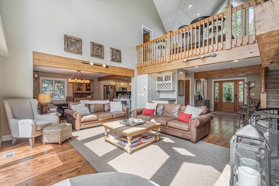 Great Room - Queen Sleeper Sofa, TV, Fireplace, Deck Access