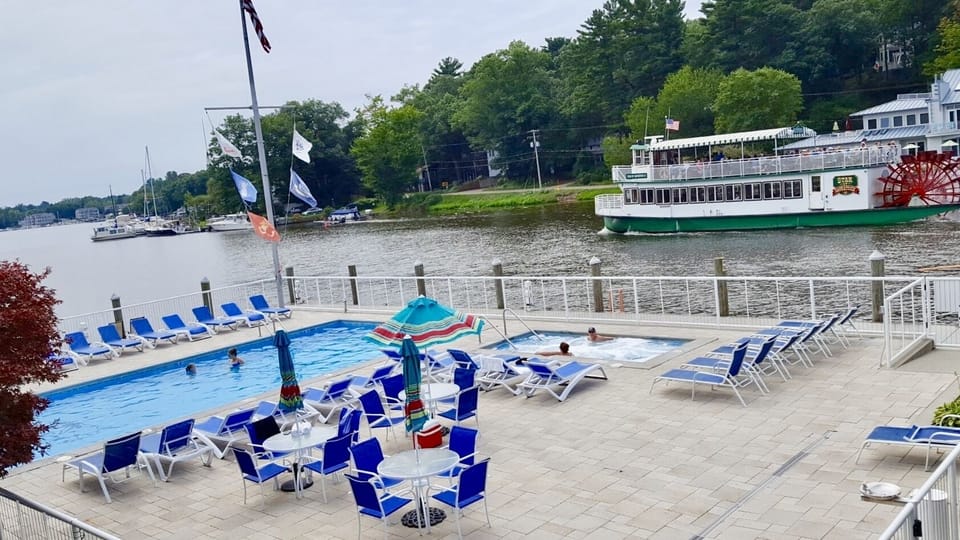 Walk across the street to enjoy pool & hot tub access at the Ship n Shore Hotel!