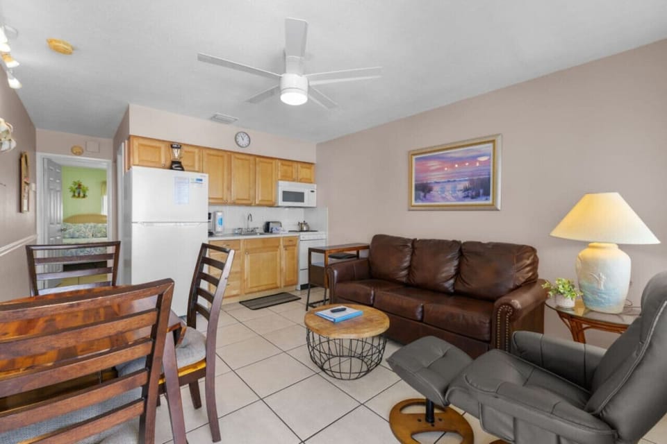 Living Area/ Kitchen