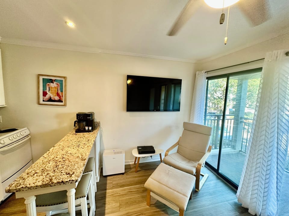 Living room - 55" smart tv