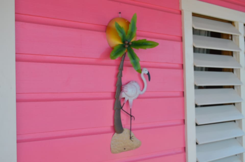 Flamingo Cabin
1 Bedroom
