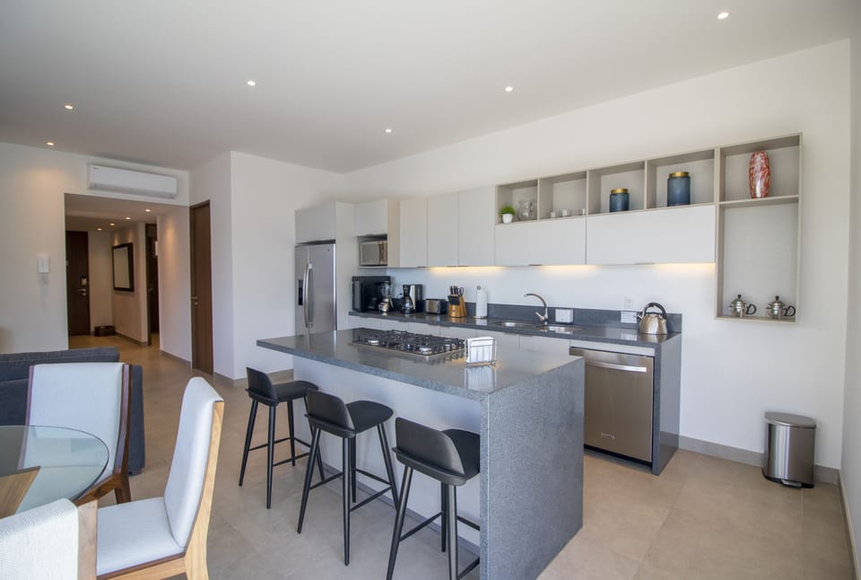 Pavilion 709, Kitchen. (MyPvRentals)