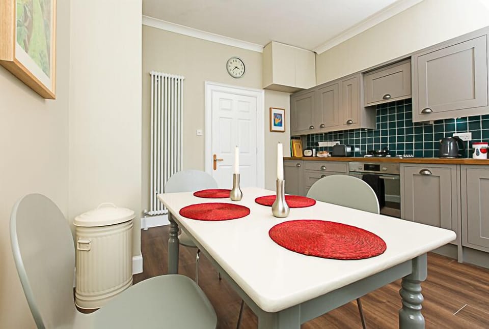Spacious kitchen