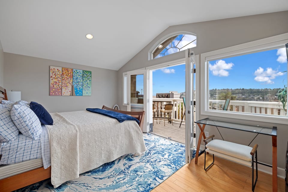 breathtaking panoramic views from your private balcony. King memory foam, A/C, 
