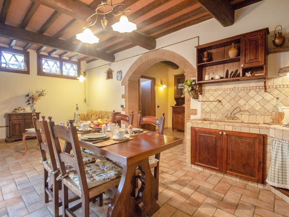 Property, Room, Building, Countertop, Kitchen, Ceiling, Interior Design, Real Estate, House, Furniture
