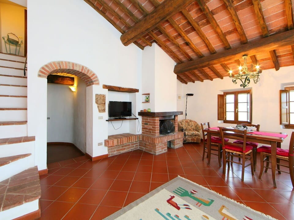 Property, Room, Building, House, Interior Design, Real Estate, Furniture, Villa, Floor, Home