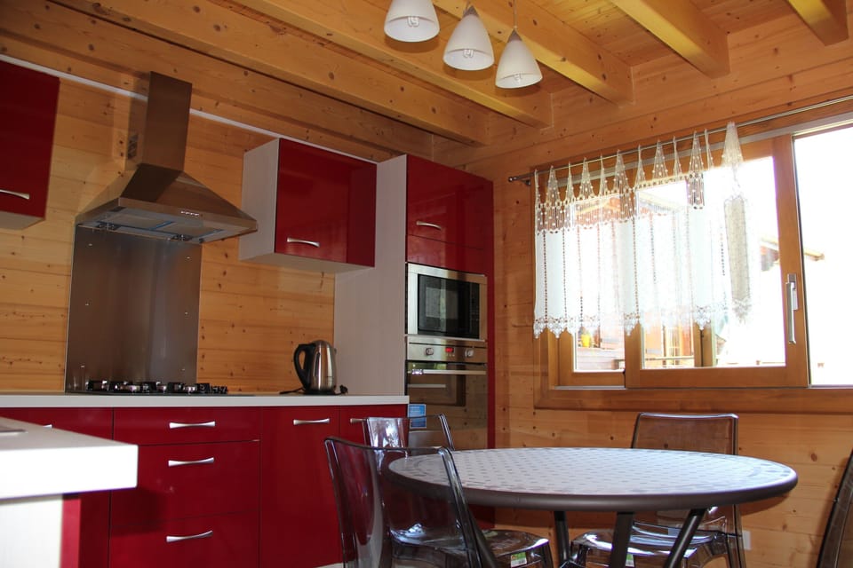 Pleasant well-equipped kitchen