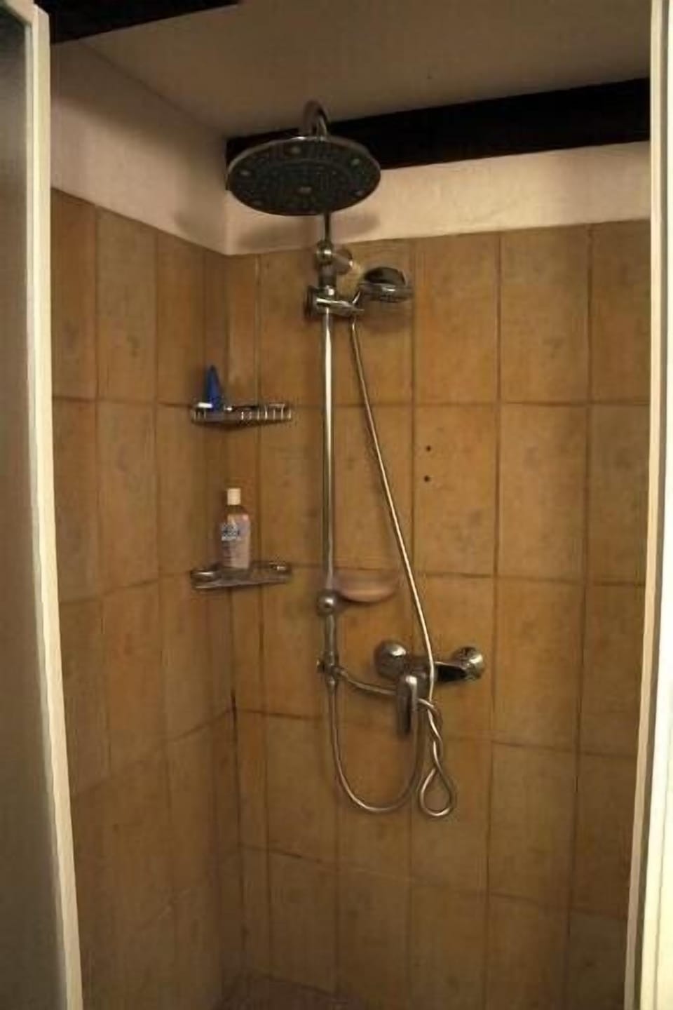 the 90cm2 shower with handheld & overhead nozzles