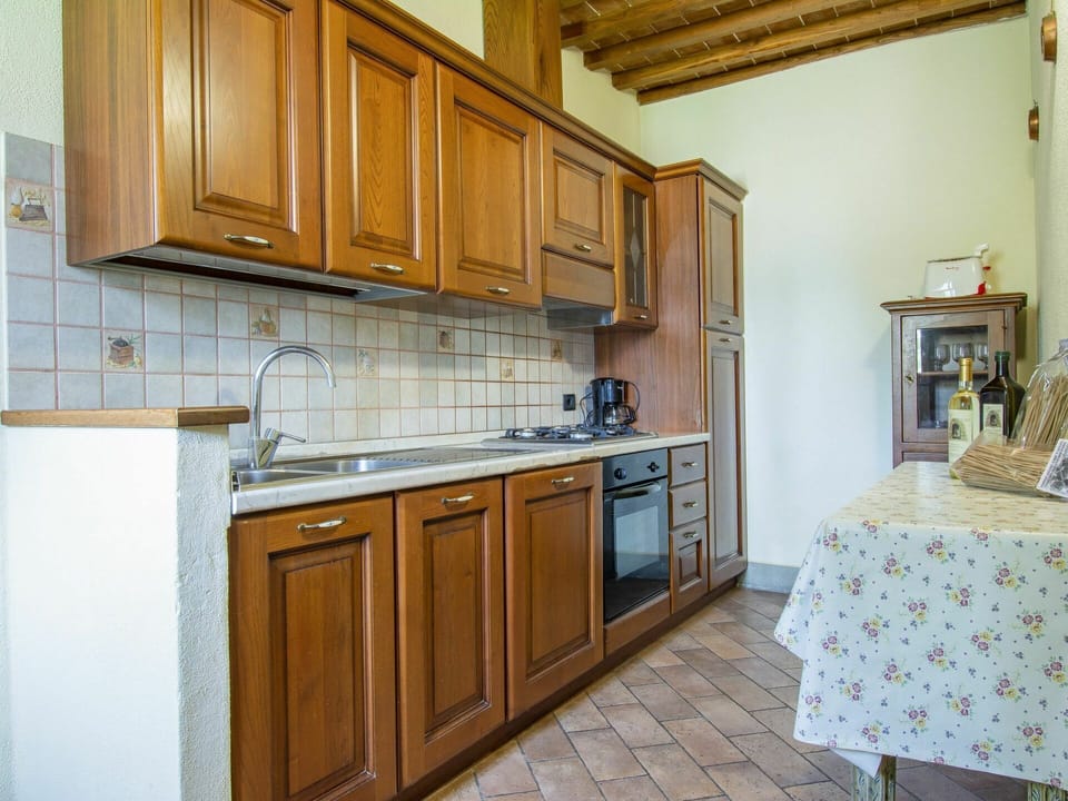 Cabinetry, Countertop, Furniture, Drawer, Kitchen, Building, Wood, Kitchen Appliance, Interior Design, Architecture