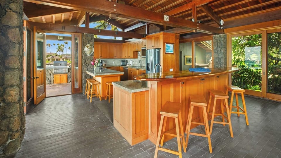 Sunset Makai Hale at Poipu - Kitchen & Bar - Parrish Kauai