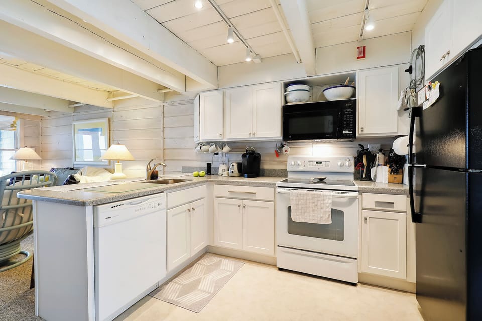 Main Level,Kitchen,