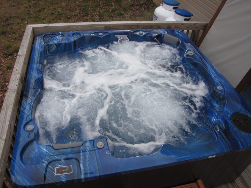 8 person 112 jet hot tub- always cleaned