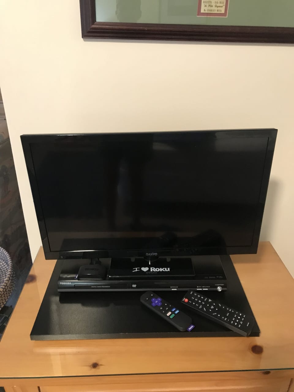 HDTV w/ cable lineup and Roku in guest bedroom (same setup in master bedroom)