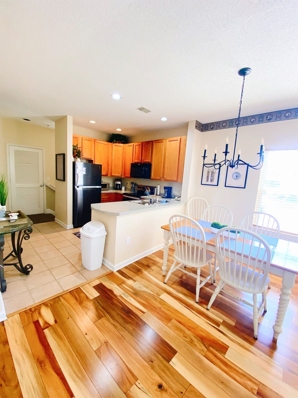 Dining Room & Kitchen