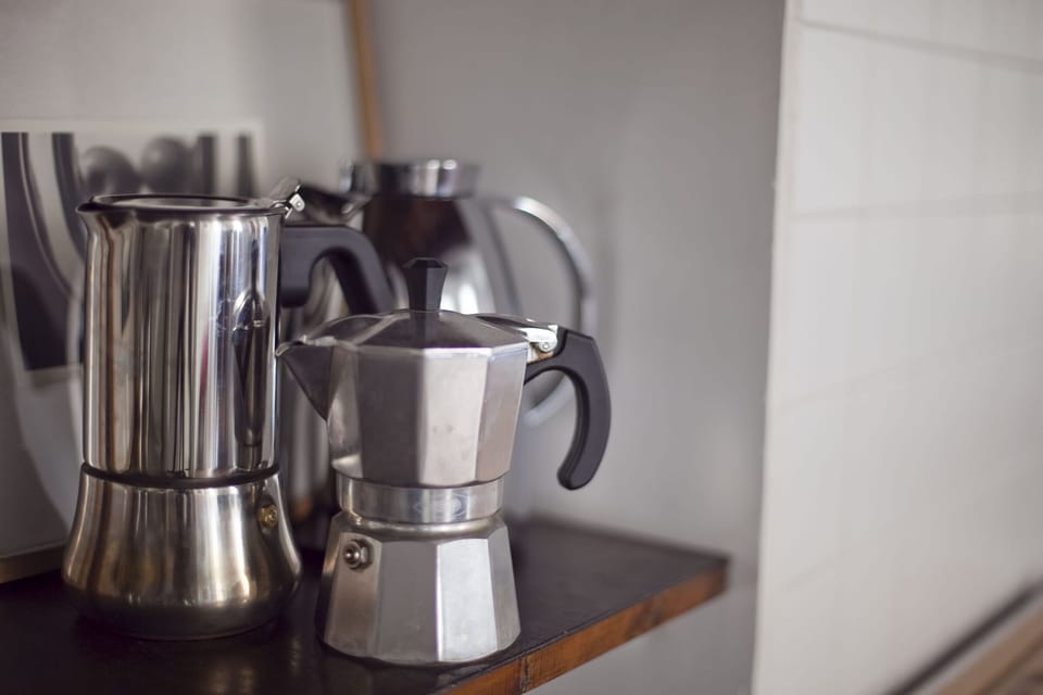 kitchen details (moka coffee pots)