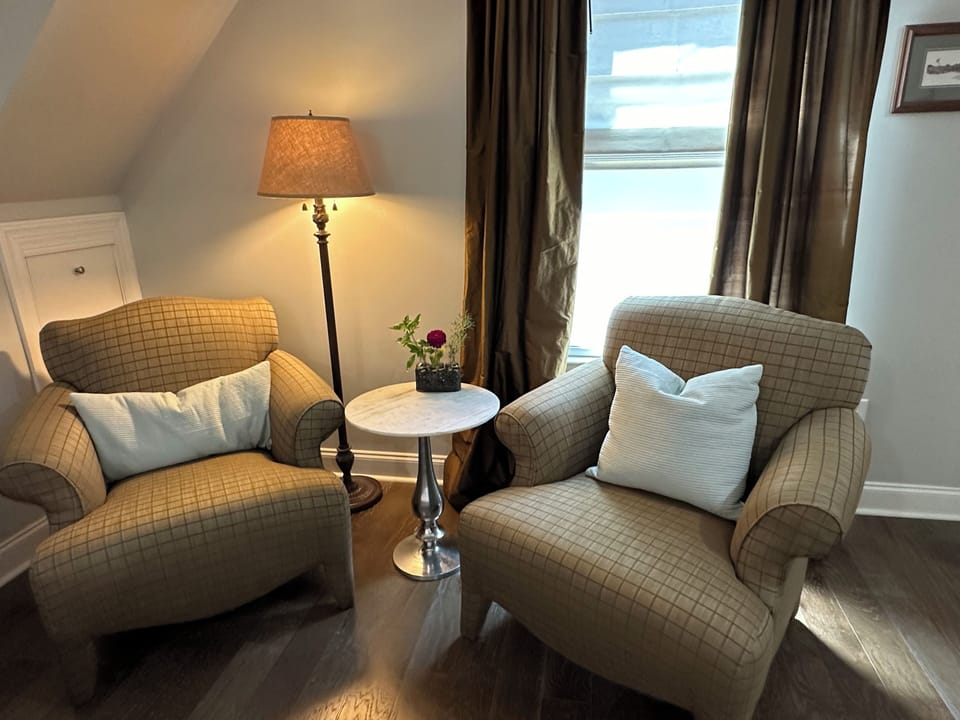 Seating area.