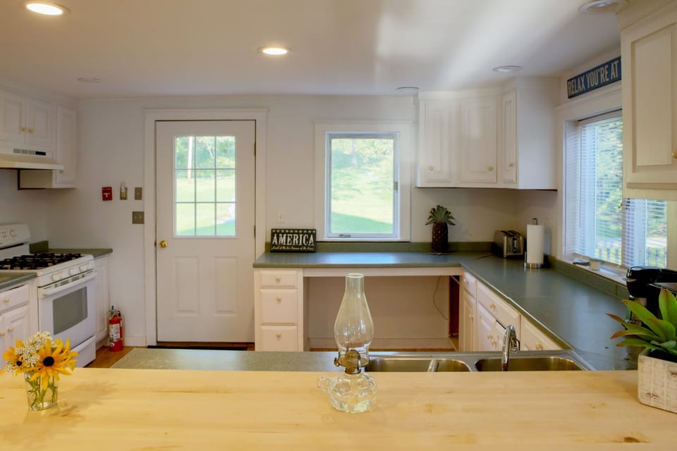 Roomy Kitchen with lots of light