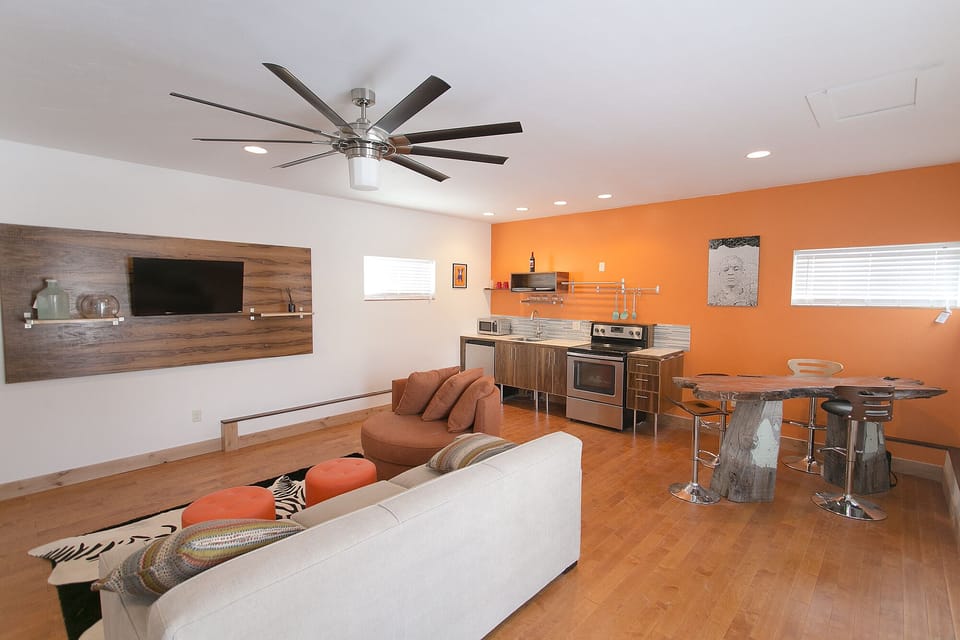 Den/Dining/Kitchen Overview